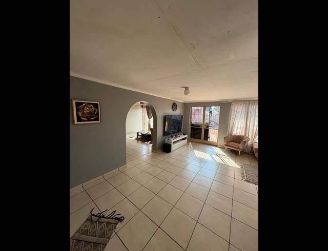 4 BEDROOM PROPERTY TO RENT IN DAWN PARK
